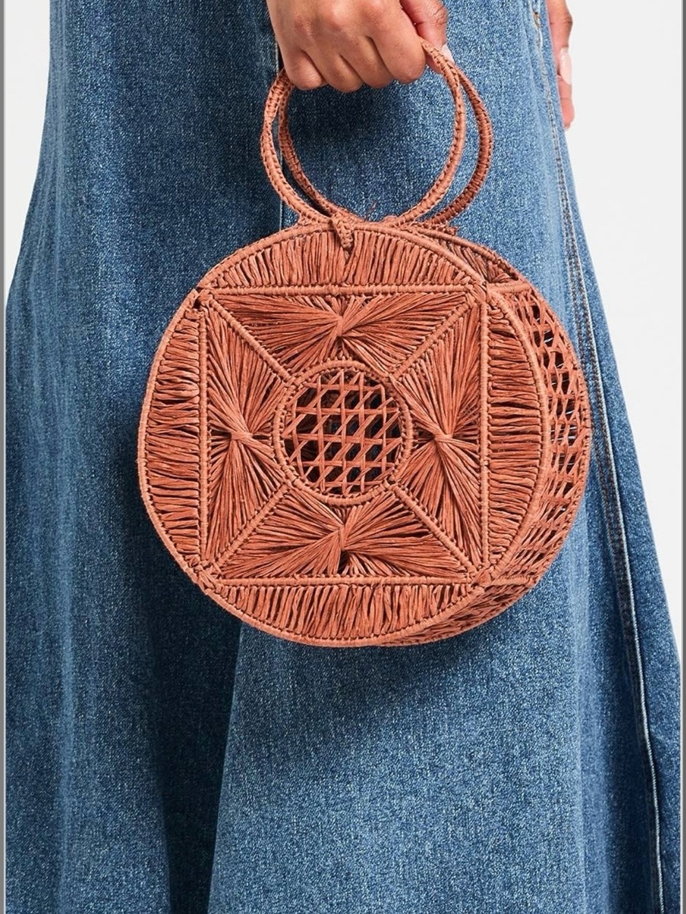NWT High Handbag Woven Raffia Round Top Handle Bag
